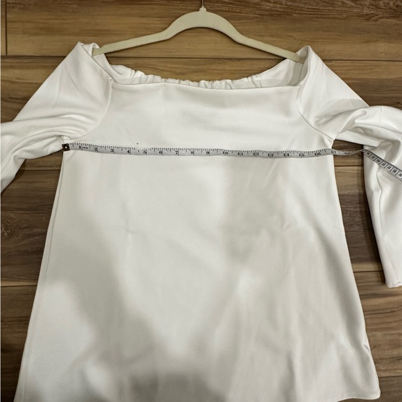 Tuckernuck Miranda Off Shoulder 3/4 Length Top White NWOT XS - Picture 9 of 13